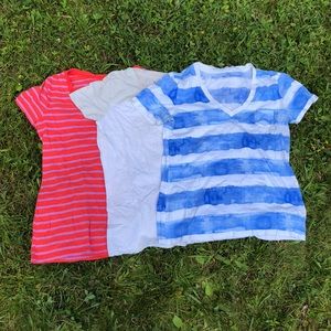 ‼️HAUL‼️GAP and IZOD Tee shirts